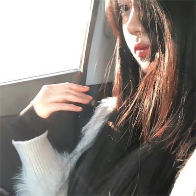 忧伤男孩
